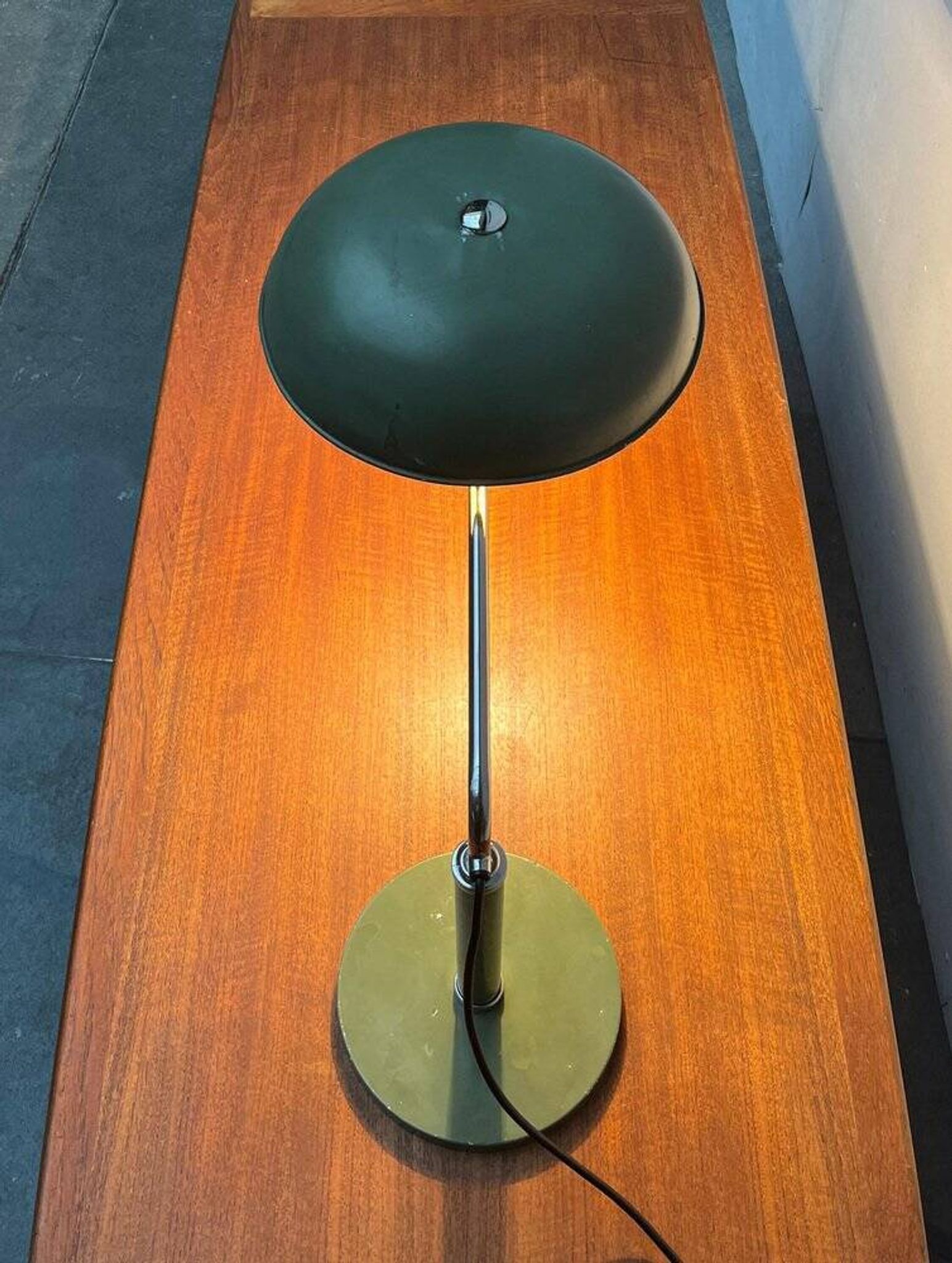 Art Deco swivel table lamp model Swiss Quick 1500 by Alfred Müller for Amba, 1930s.