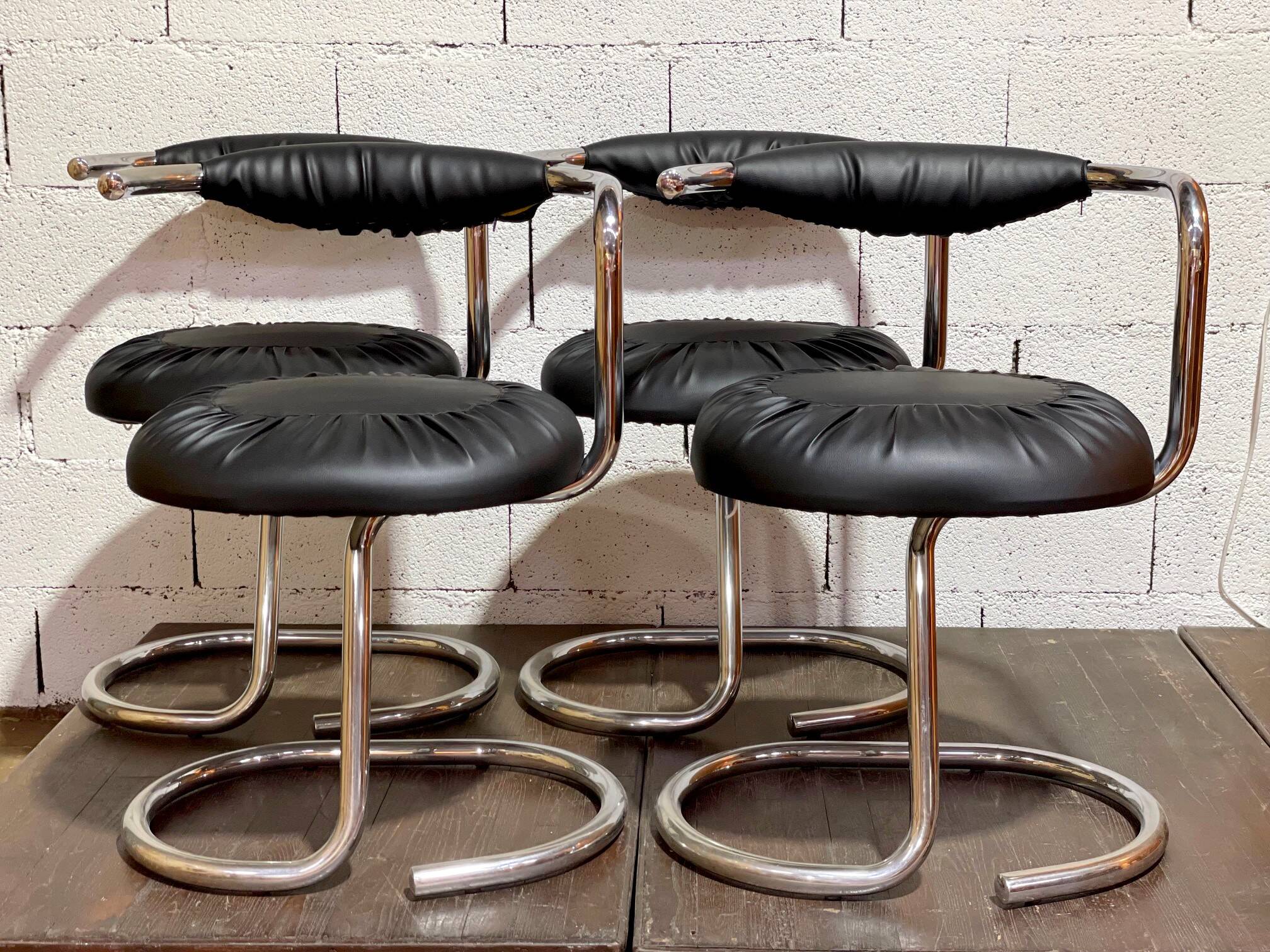Cobra chairs by Giotto Stoppino, vintage 1970s.