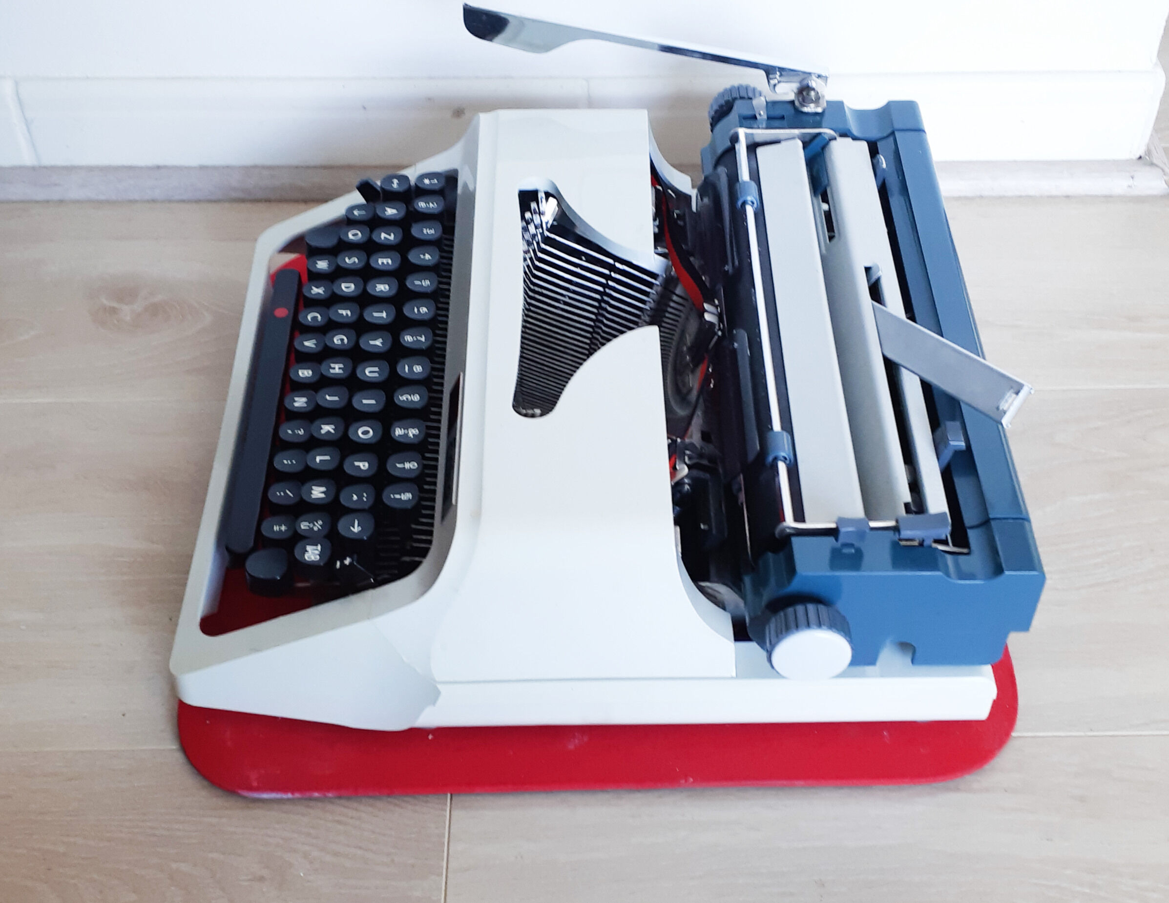 Erika portable typewriter