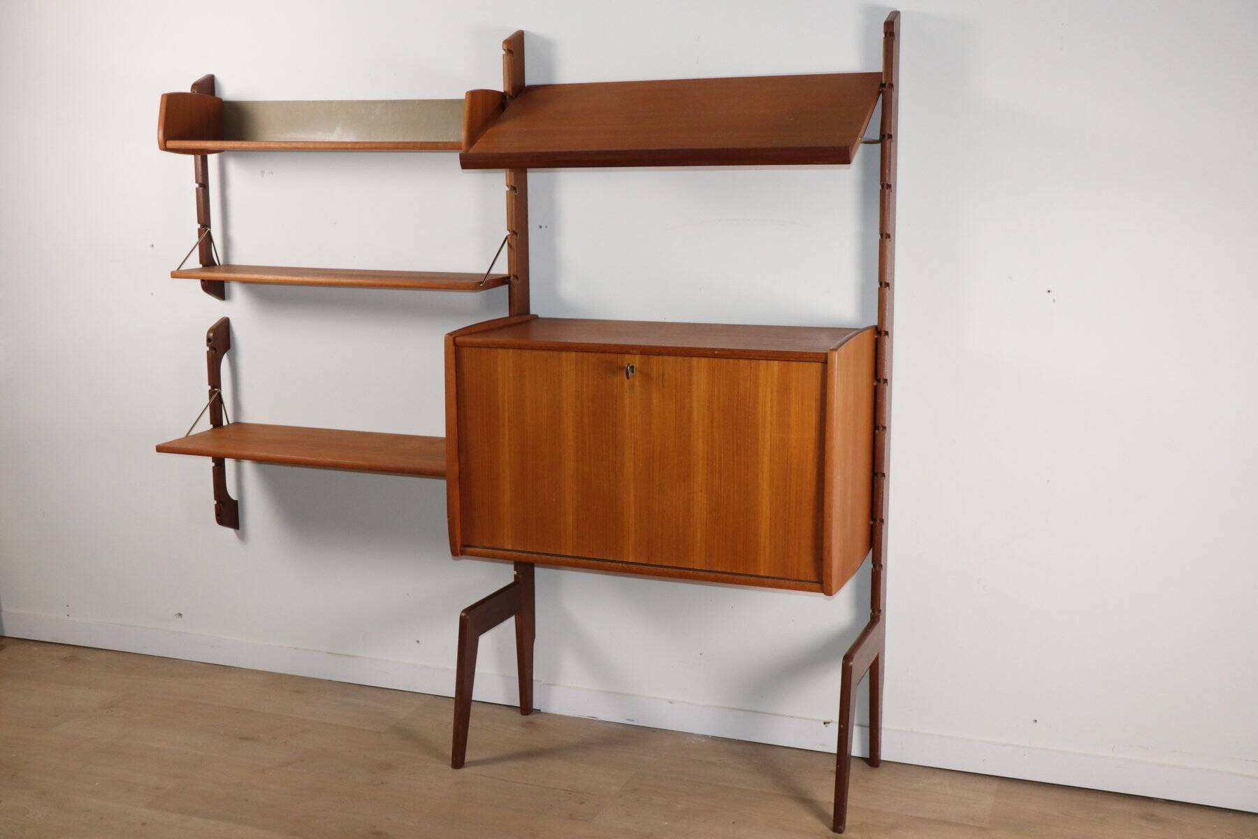 Modular Scandinavian wall library – Blindheim Møbelfabrik – 1960