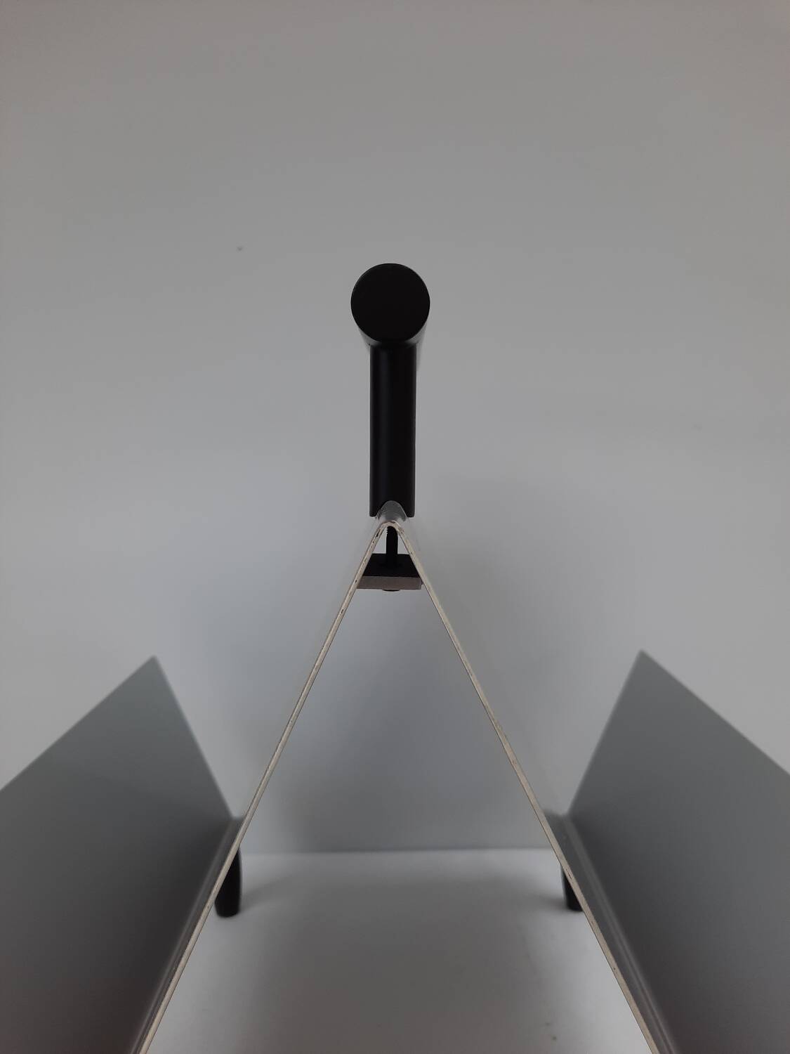 Postmodern magazine rack