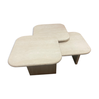 Modular pull-out coffee tables in travertine