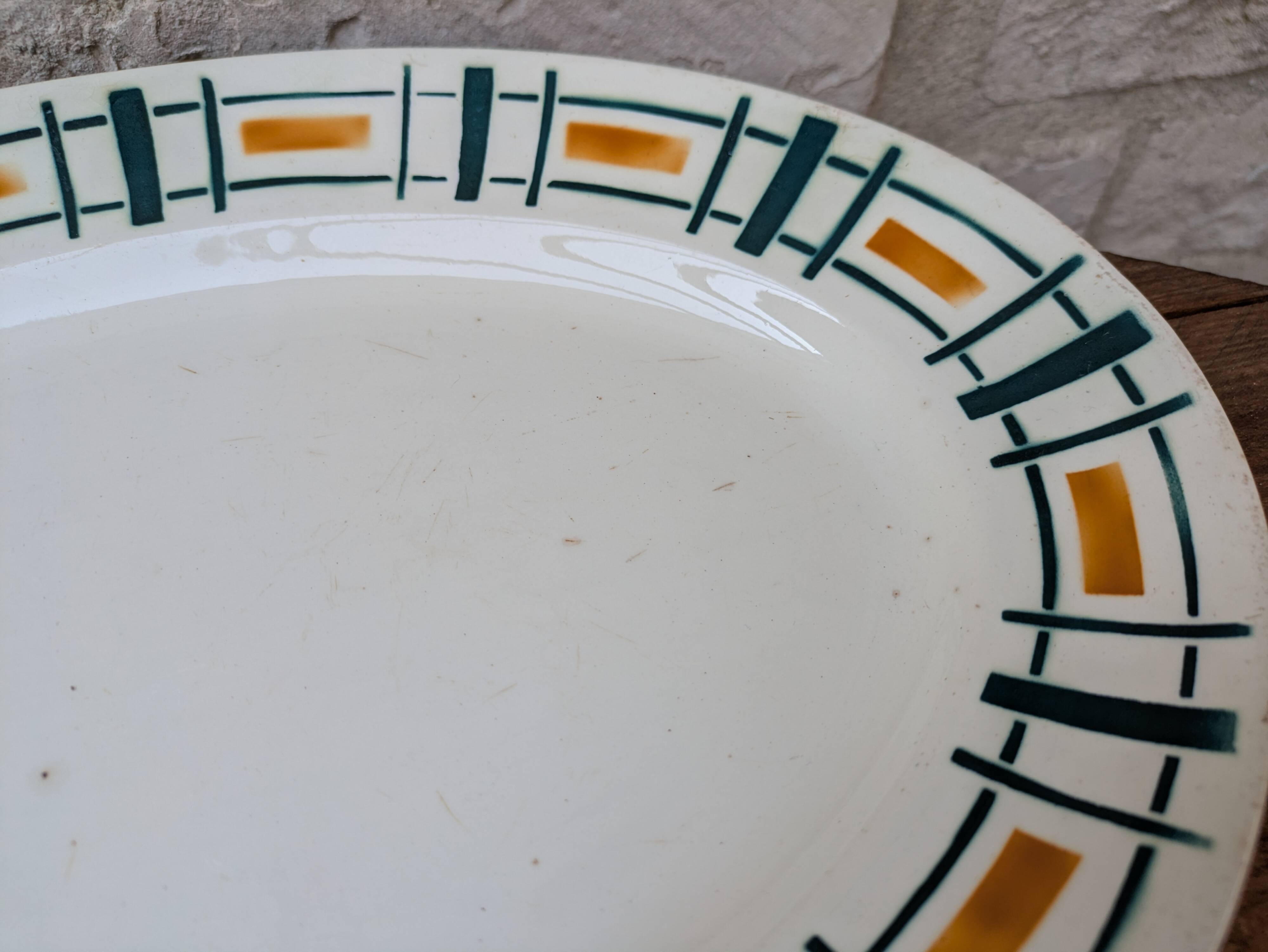 Antique Badonviller Quiberon dish – Art Deco iron earthenware