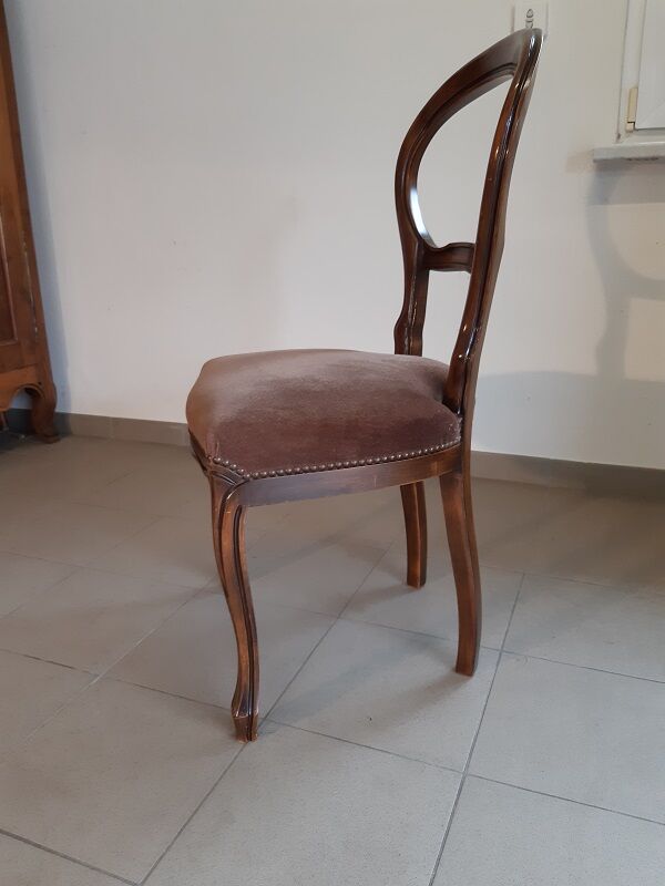 Louis XVI-style chairs 20th medallion