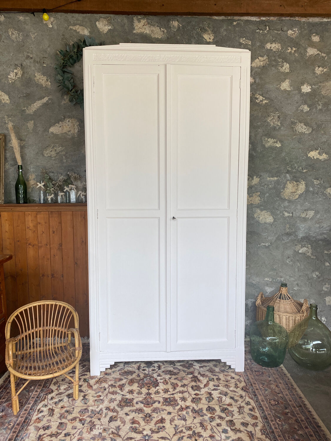 Parisian wardrobe repainted