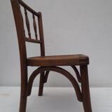 Chaise d'enfant ancienne en bois