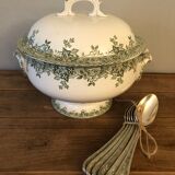 Soup pot in antique earthenware