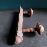Suite de 4 portes-manteaux en bois