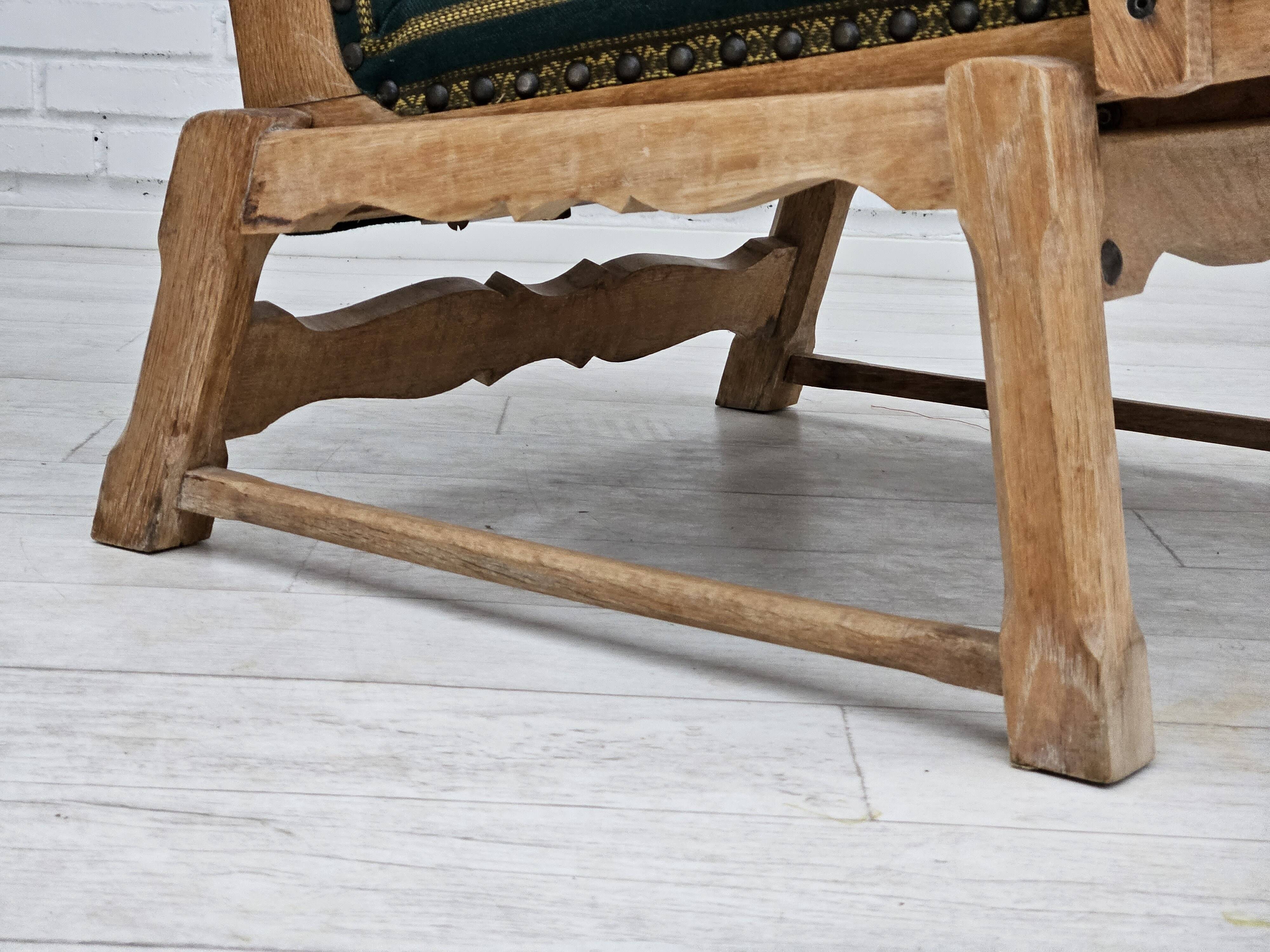 Chaise à bascule danoise à dossier haut, très bon état d'origine.