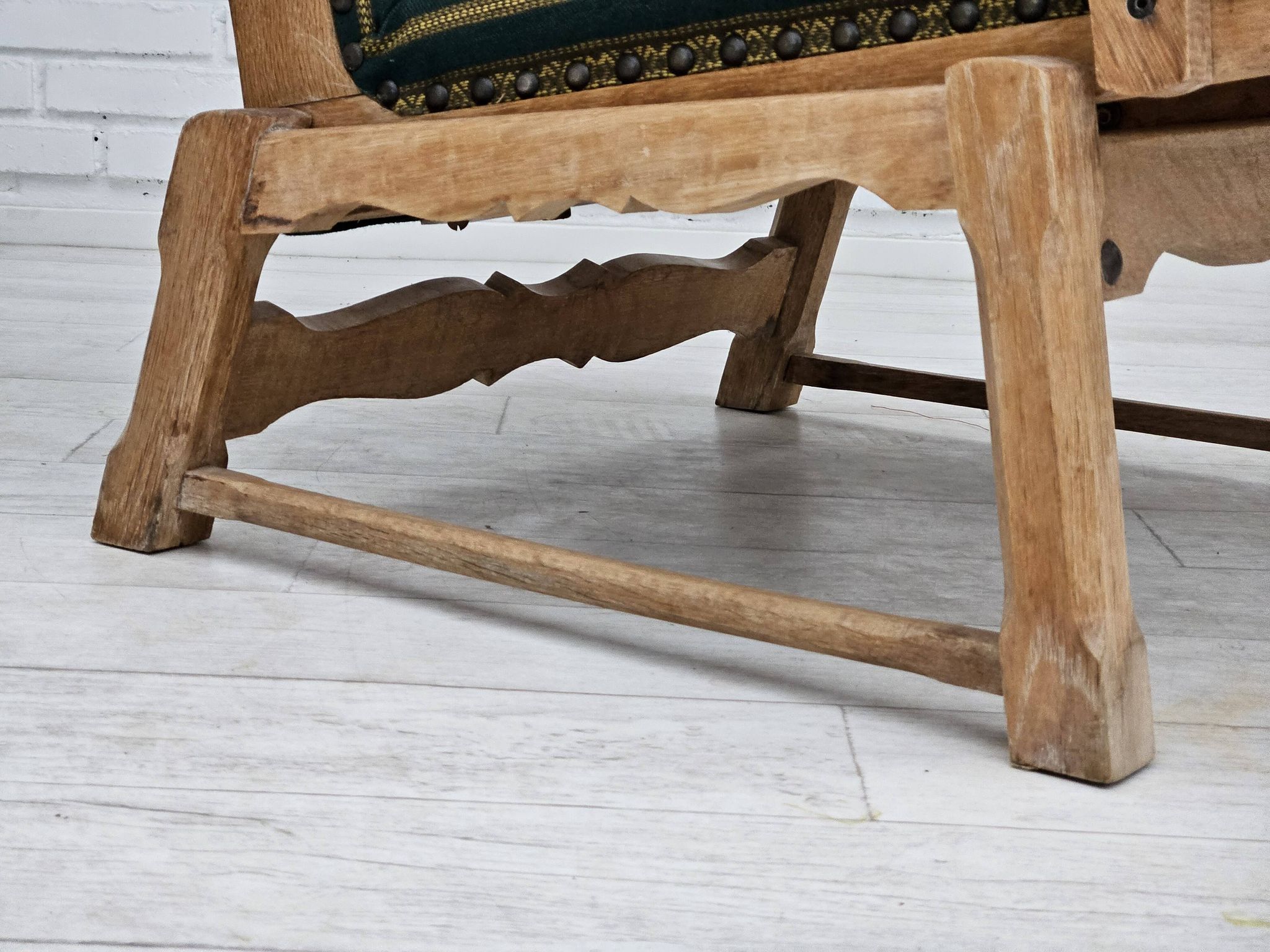 Chaise à bascule danoise à dossier haut, très bon état d'origine.