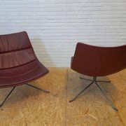 Pair of Yuki Zanotta lounge chairs