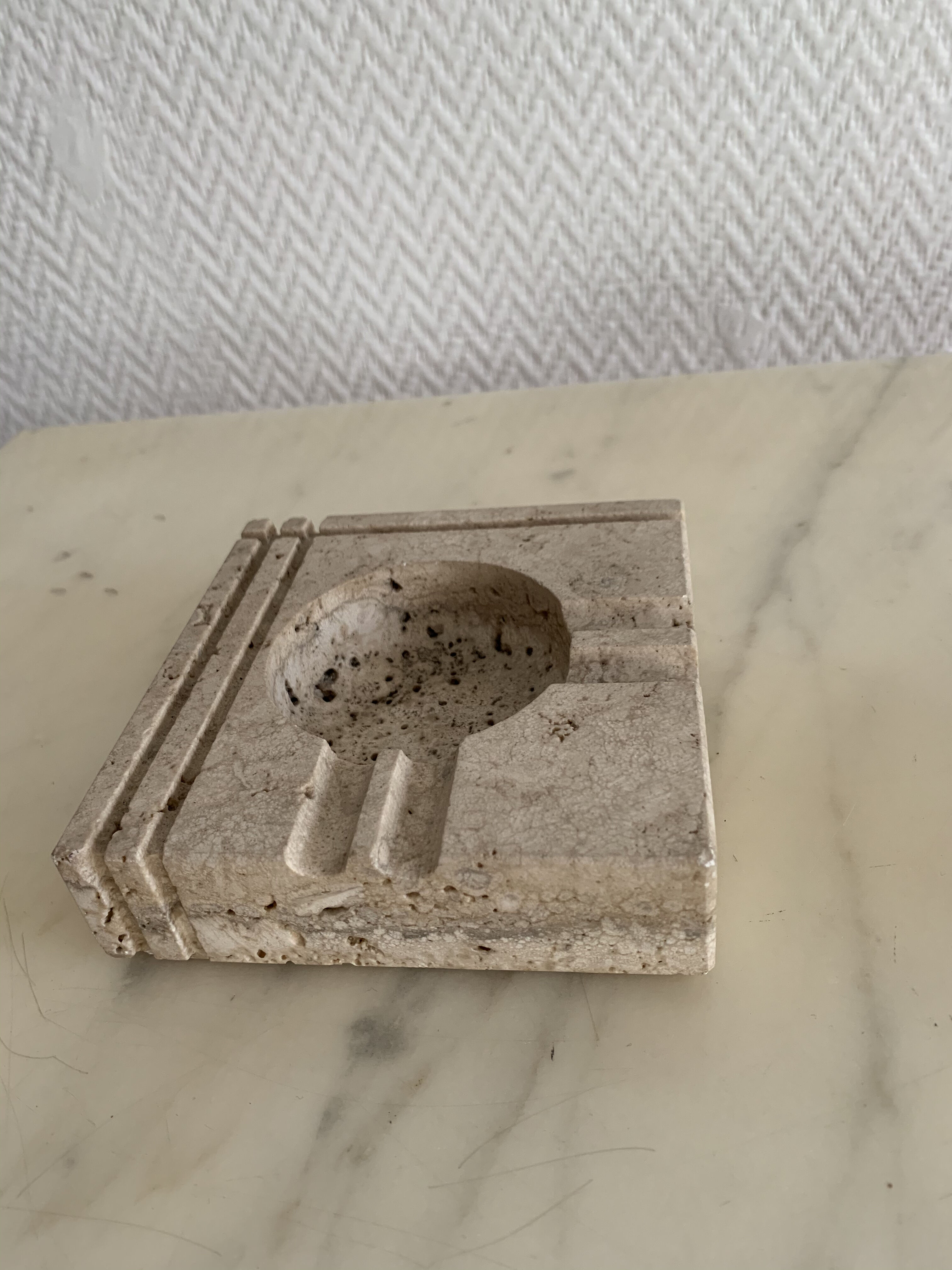 Square ashtray rough stone