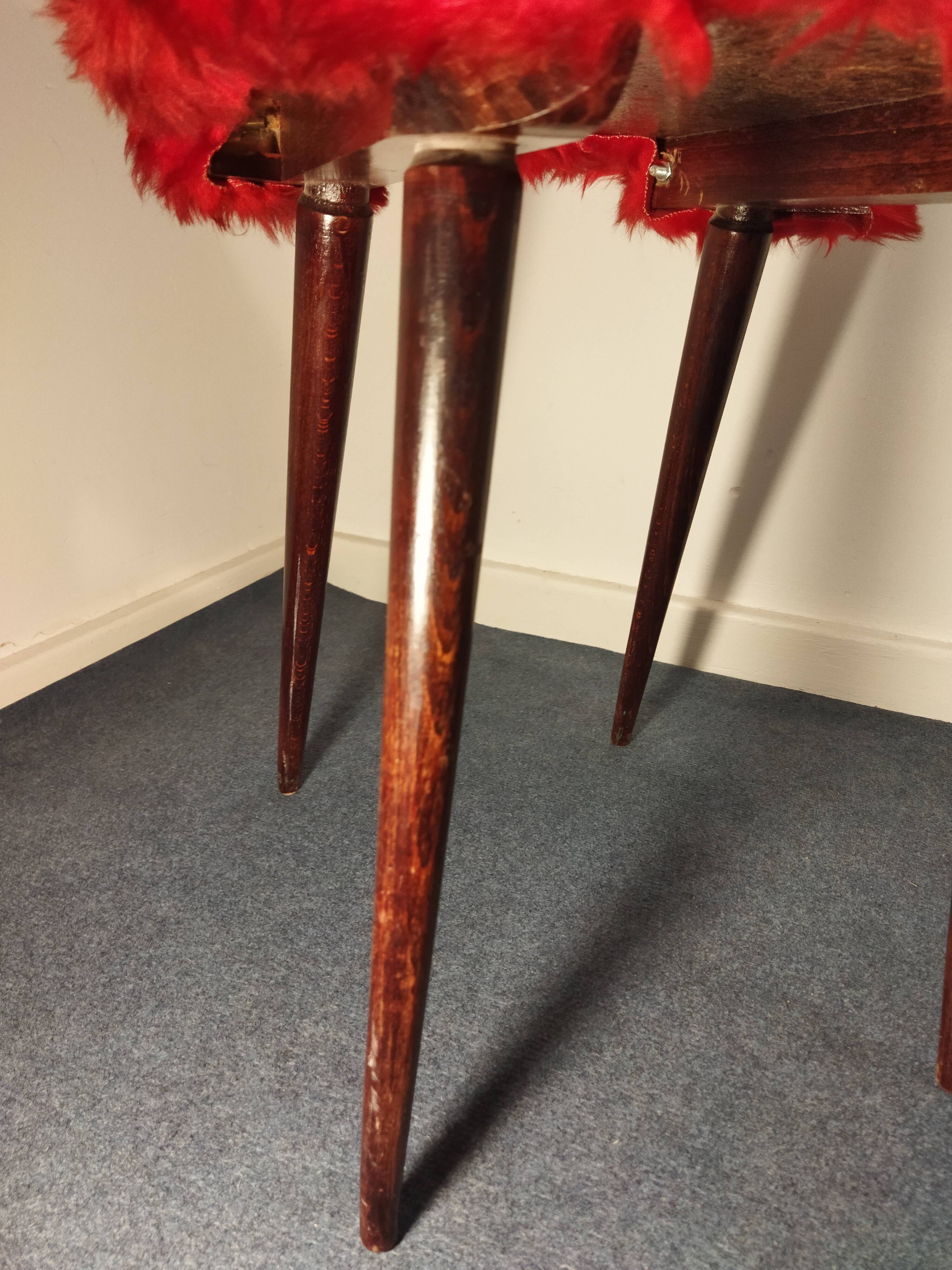 Baumann moumoute chair