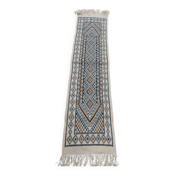 Hand-woven natural wool hallway rug