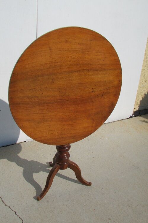 Table, tripod with walnut tipping tray