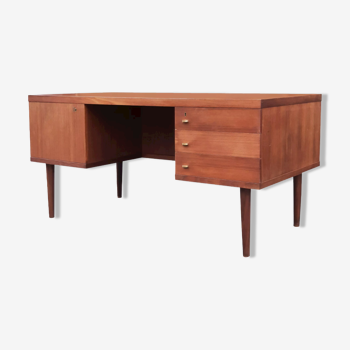 Bureau modèle 18 par Hans Olsen danois