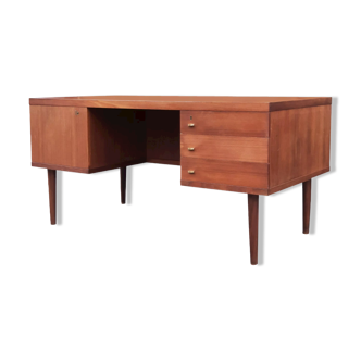 Bureau modèle 18 par Hans Olsen danois