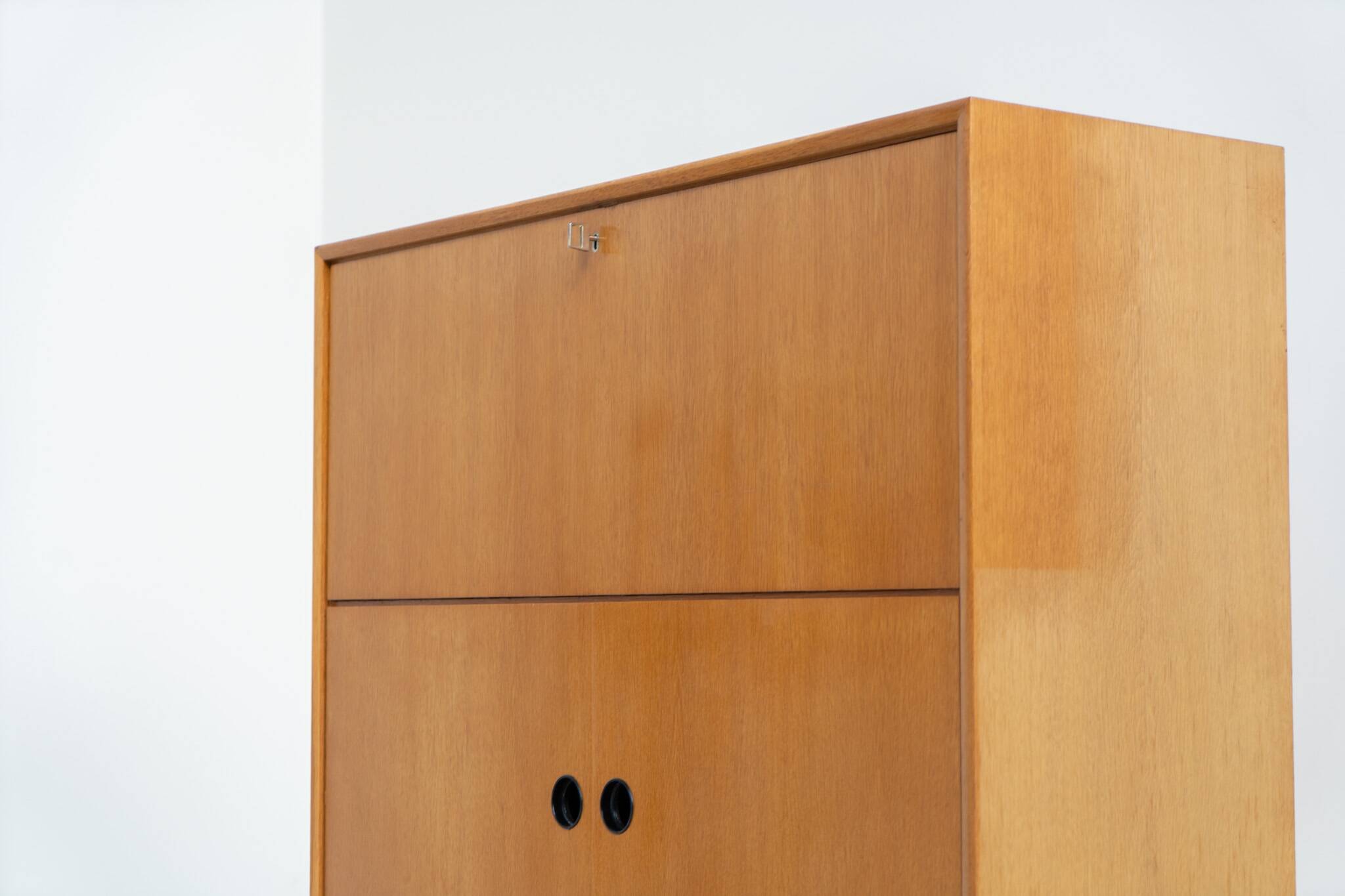 Première édition du cabinet MTP par Marian Grabinski pour IKEA
