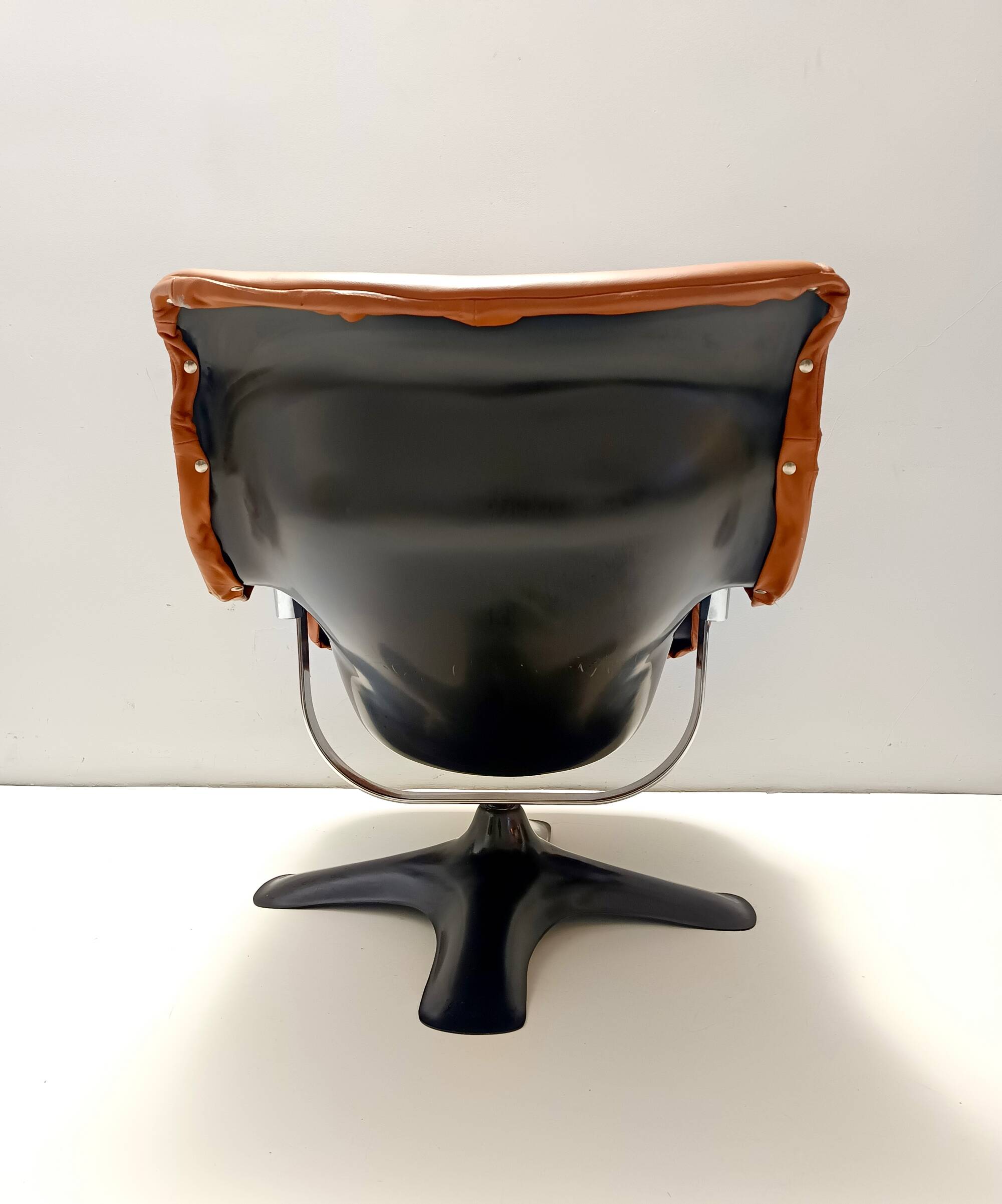Karuselli Lounge Chair by Yrjö Kukkapuro for Haimi in Orange Leather, 1970s