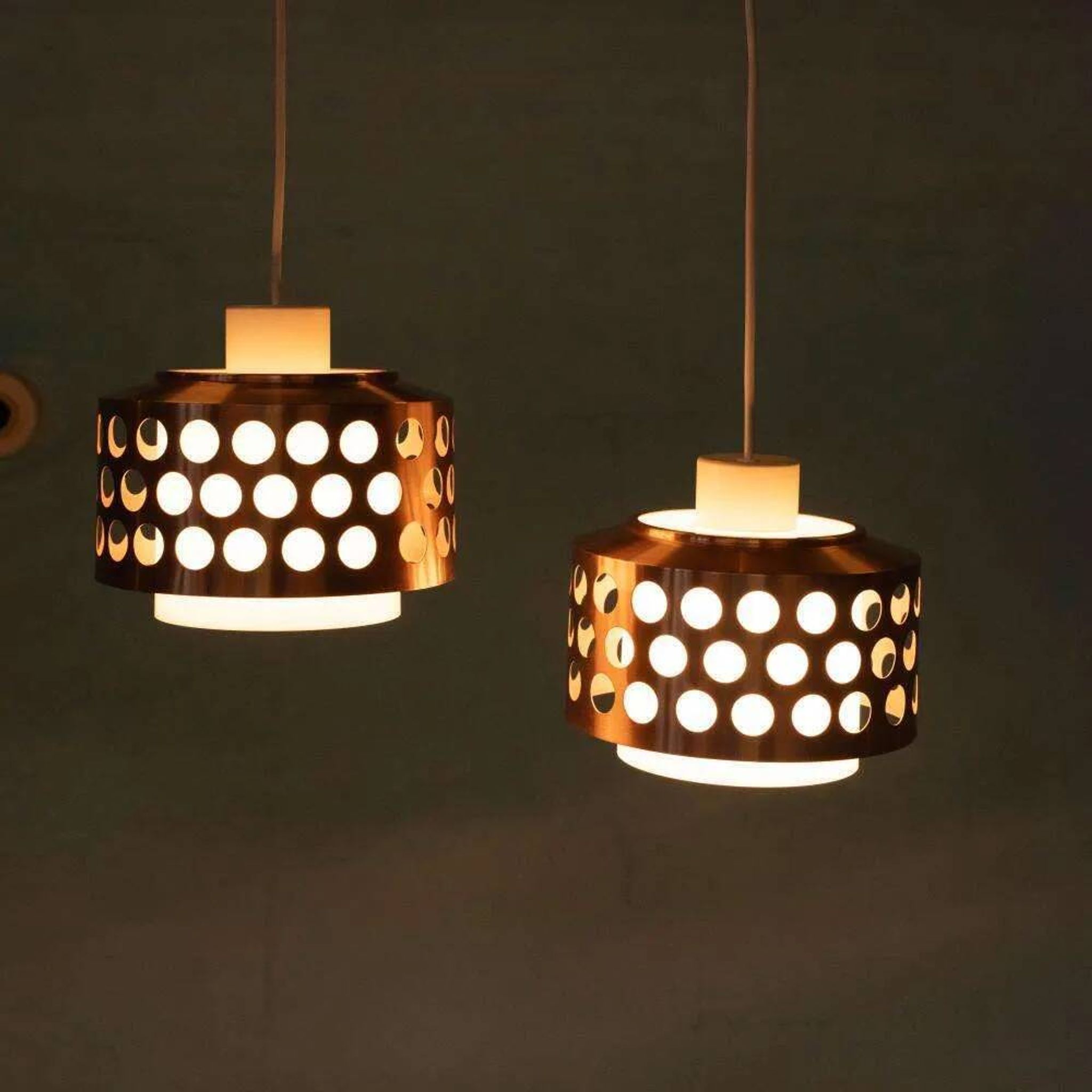 Suspension d'époque spatiale années 60/70, suspension lumineuse suédoise