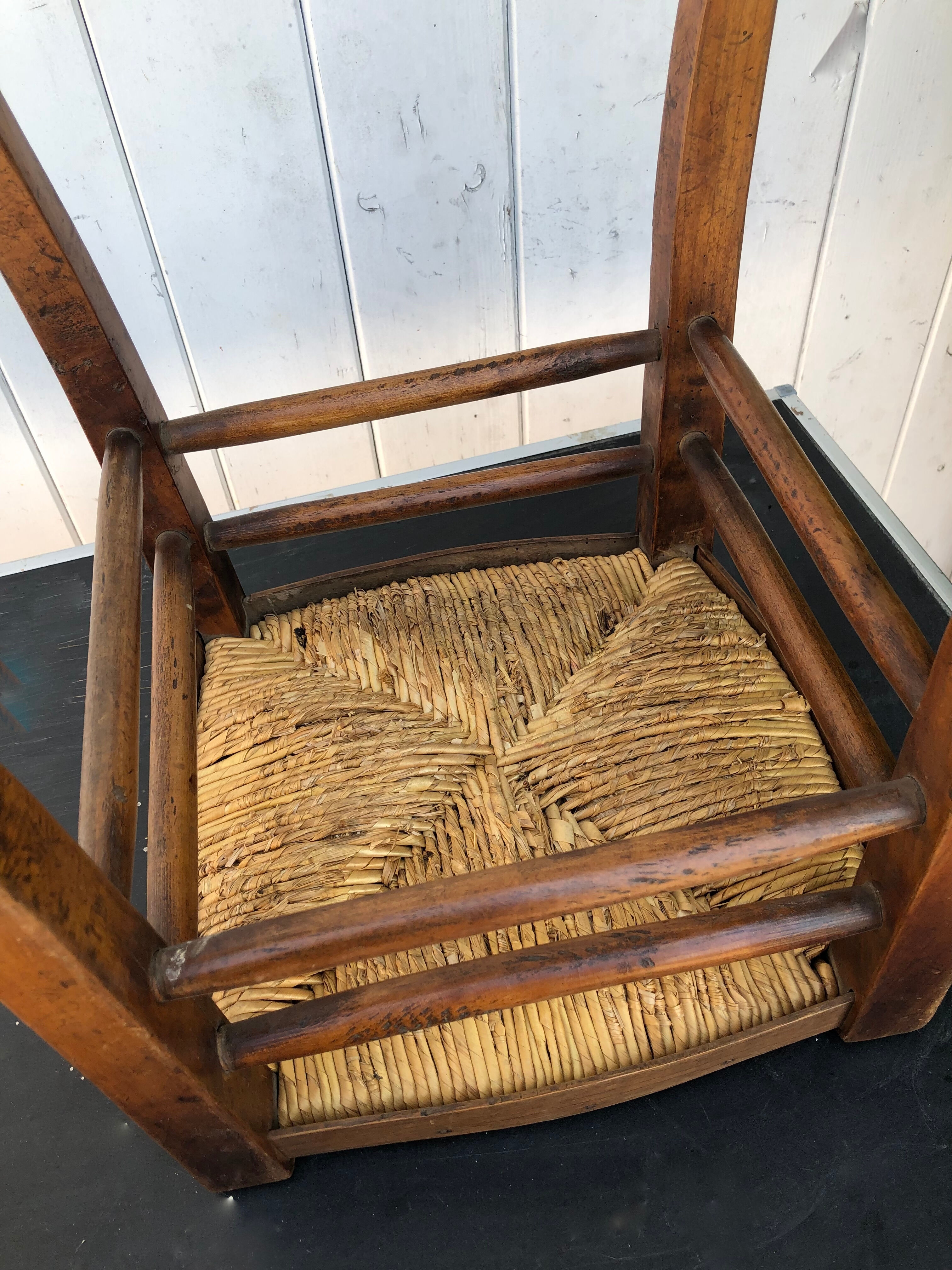 Stool drinks and straw