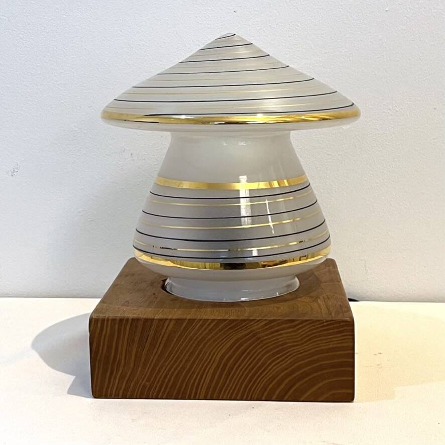 Vintage mushroom-shaped table lamp in Murano glass with wooden base