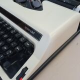 Olympia Splendid typewriter