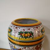 Vase in Italian majolica