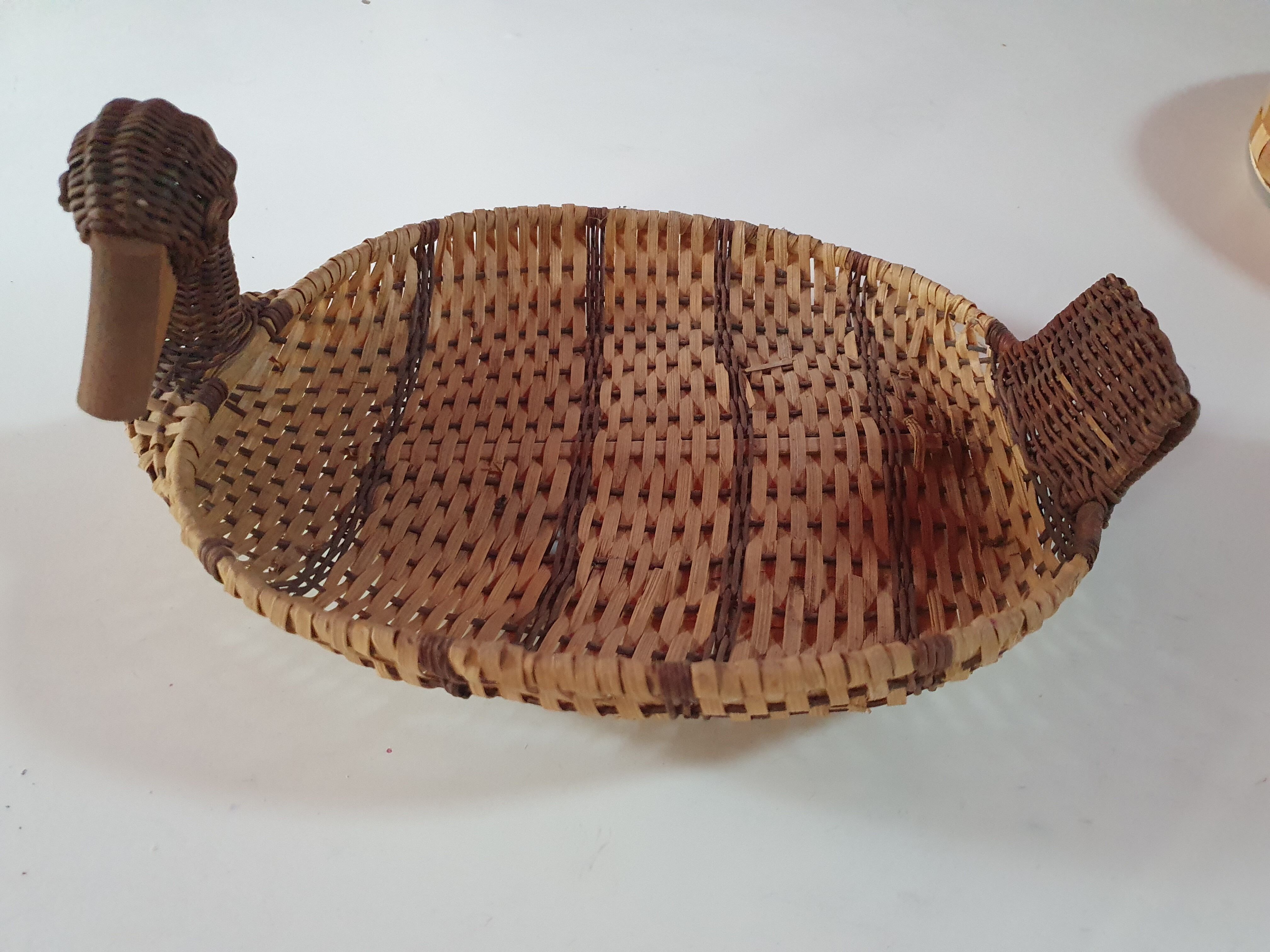 Panière vintage canard en bambou rotin tressé  33cm sur 26cm