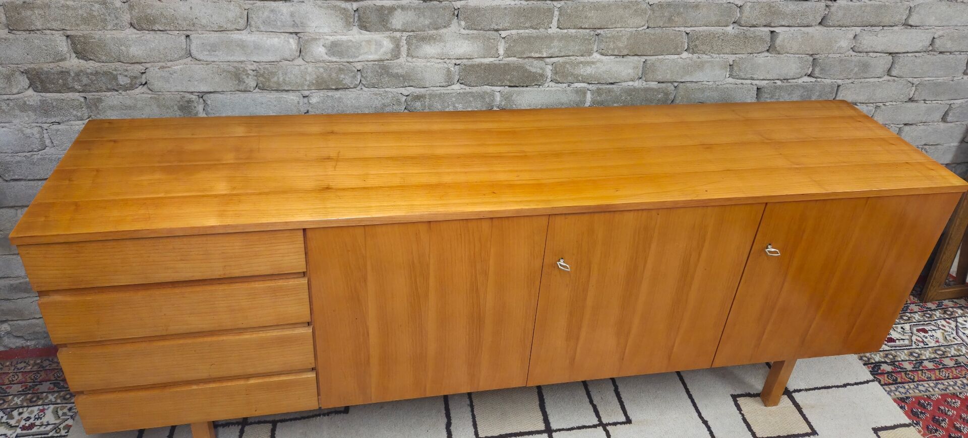 Grande enfilade vintage années 50/60 – 4 tiroirs & rangements