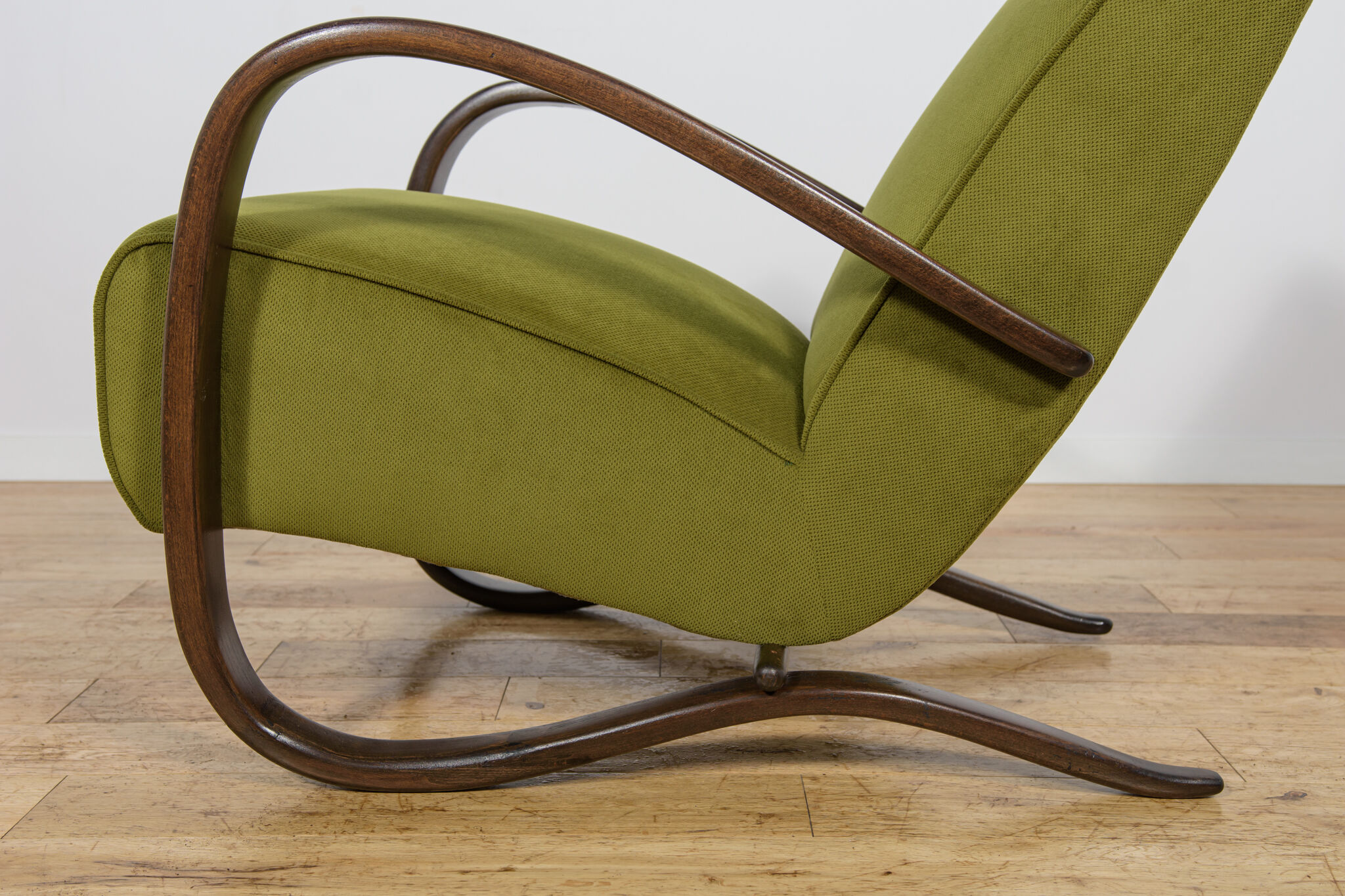 Model H-269 lounge chair by Jindřich Halabala for Up Závody, 1930s