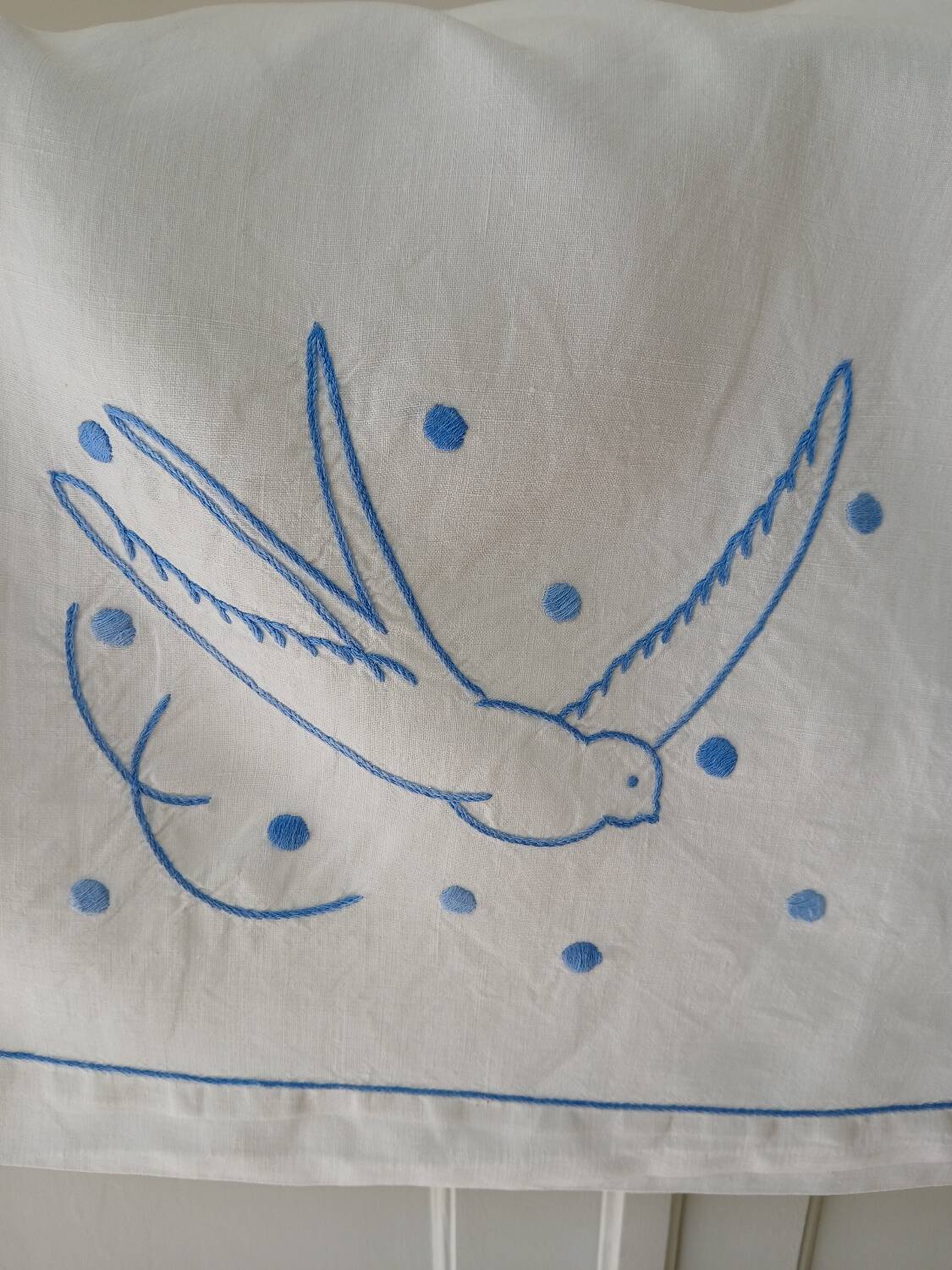 Embroidered sheet, blue swallow pattern, 88x170 cm
