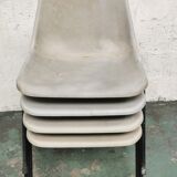 Lot de 4 chaises Robin Day Polyprop