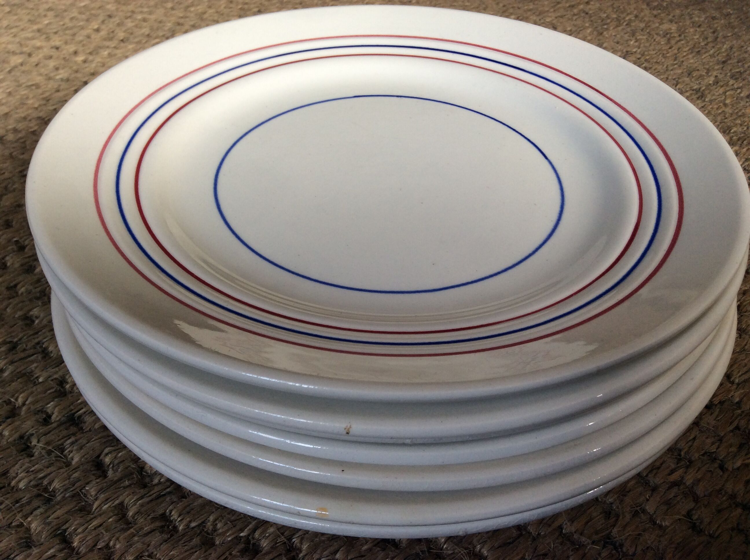 Série de 7 assiettes à dessert vintage