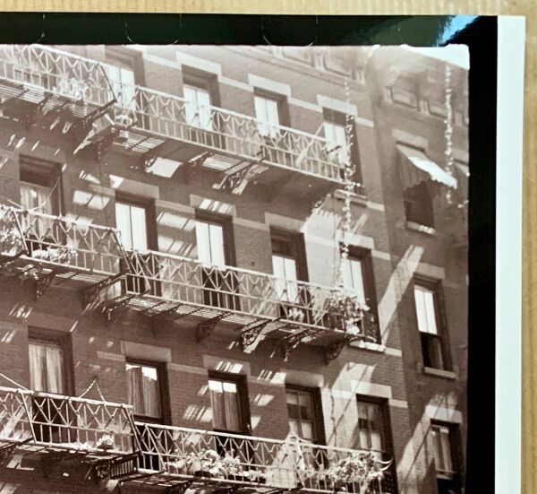 Façade typique urbaine du New York, années 30 — L'âme du vieux Manhattan