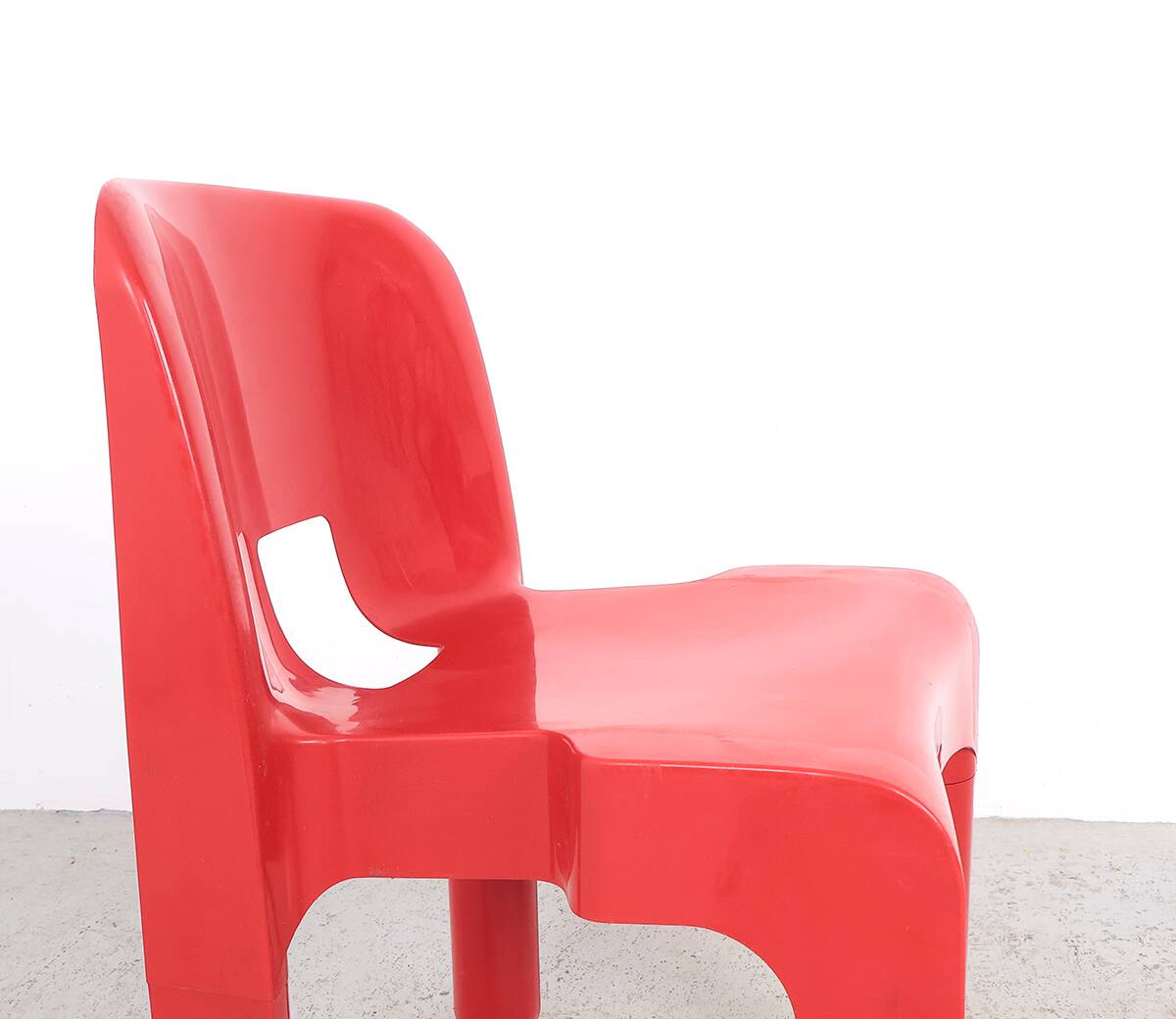 Joe Colombo red universale chairs for Kartell, 1960s