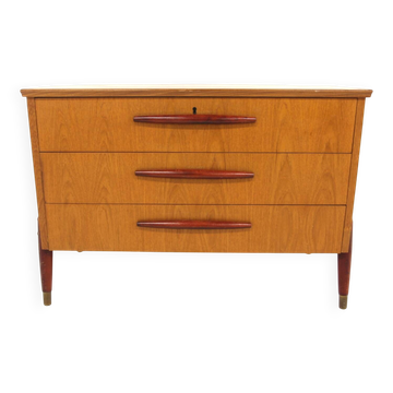 Scandinavian teak chest of drawers, Bröderna Gustavssons, Markaryd, Sweden, 1960