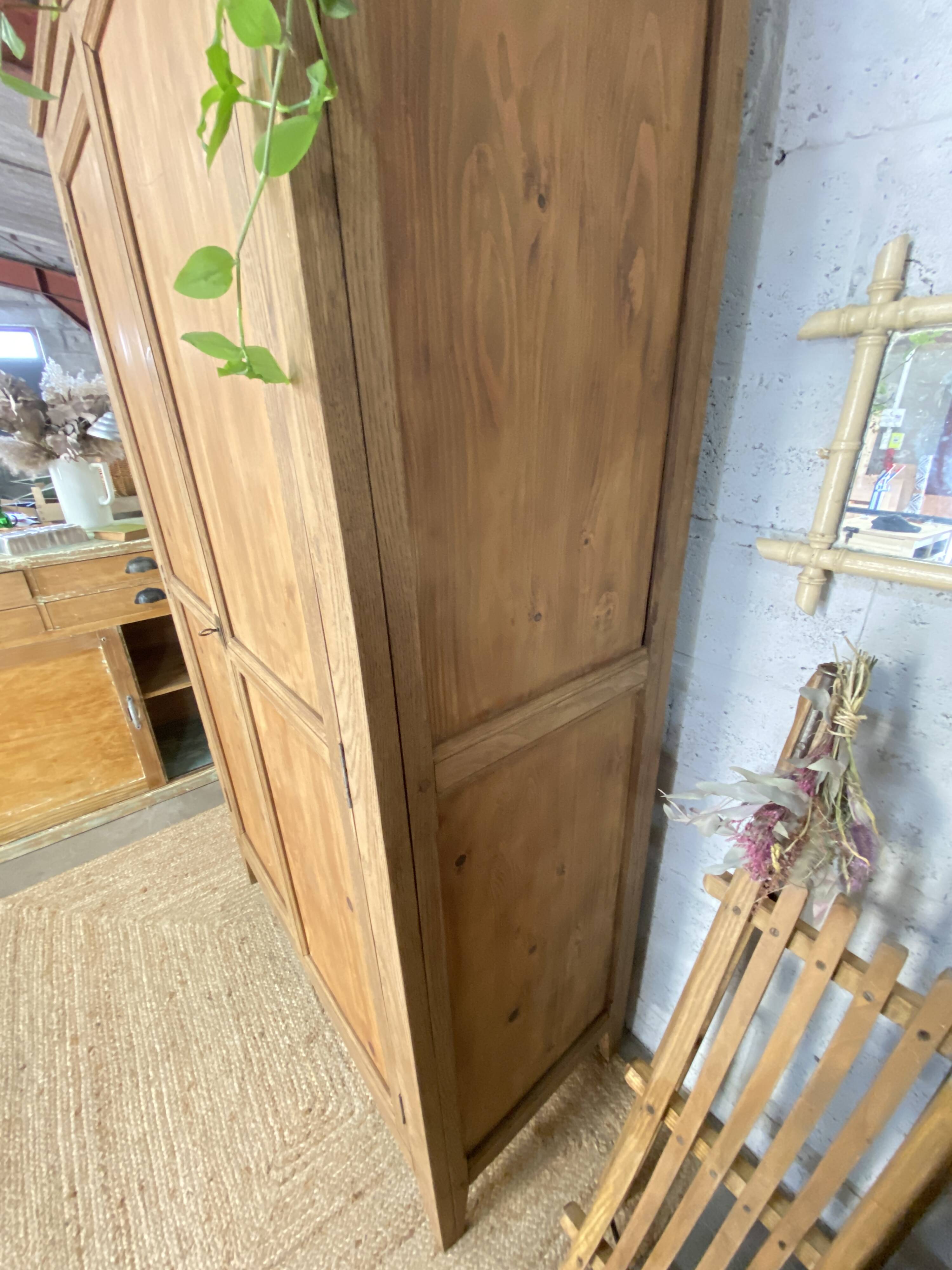 Parisian solid wood wardrobe