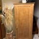 Armoire parisien en bois brut