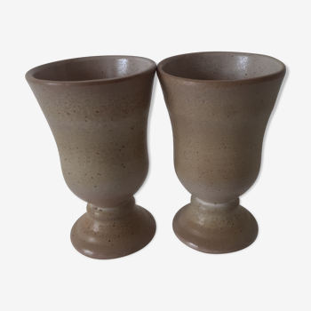 Set fo two sandstone cups