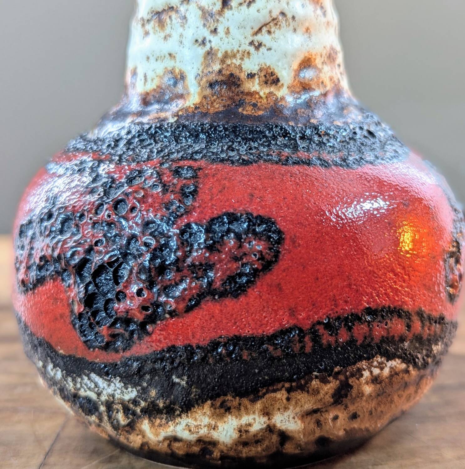 Vase West Germany Bay 631-14, cruche Fat Lava vintage