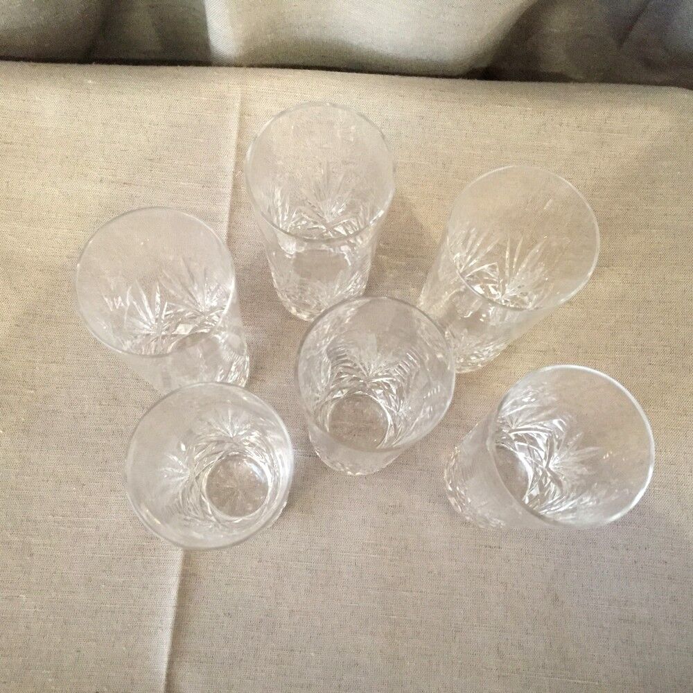 SUITE OF 6 CRYSTAL DIGESTIVE GLASSES SIZE