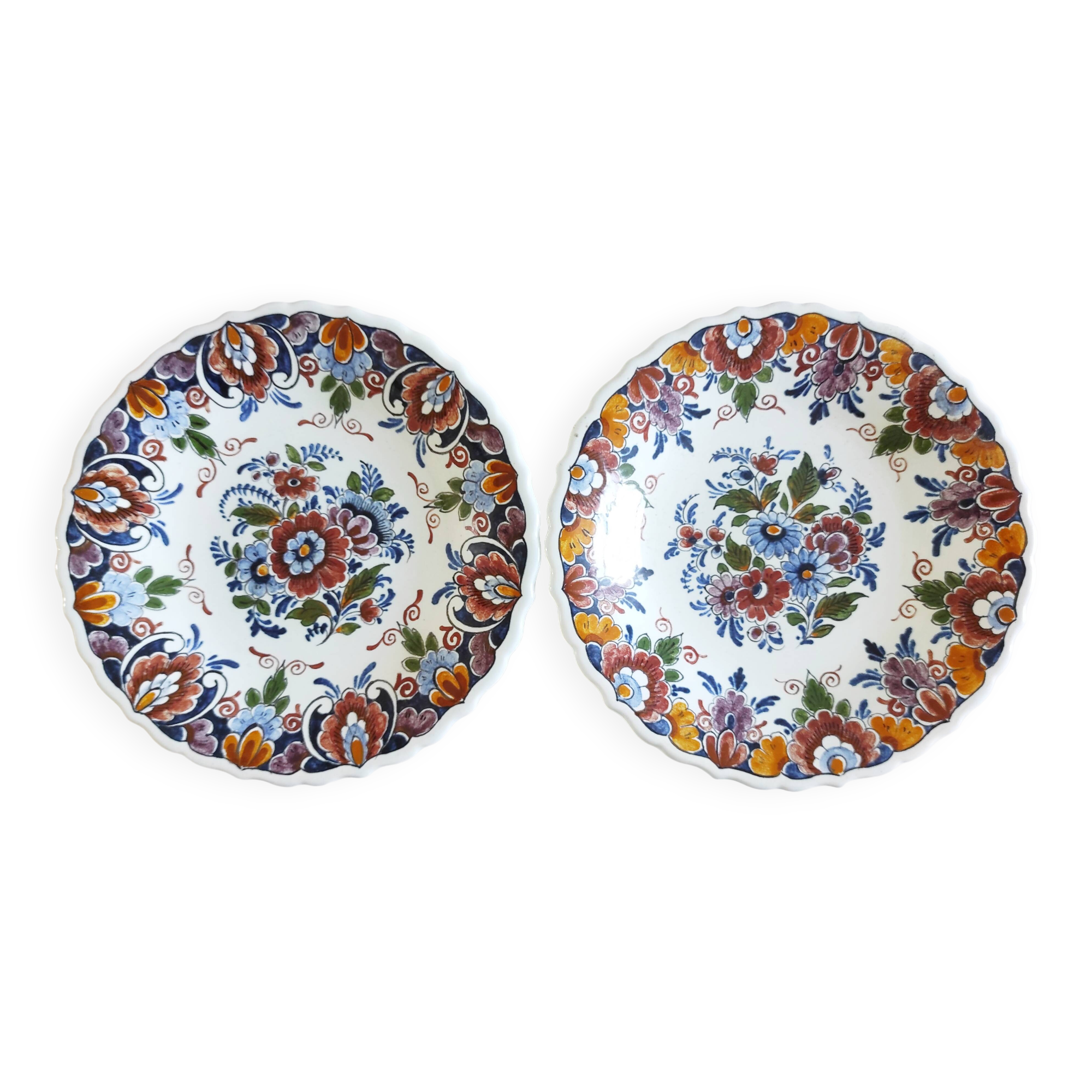 Pair of Oud Delft plates