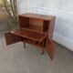 Meuble vintage sur roulettes