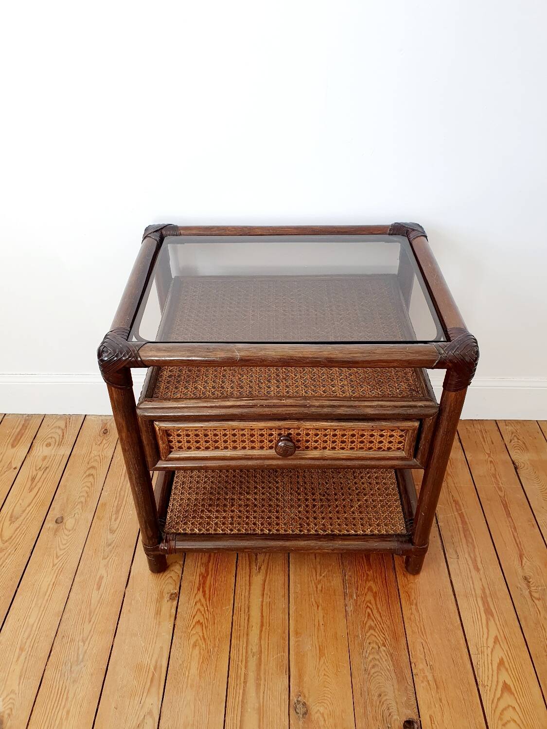Table de chevet Roche Bobois en rotin