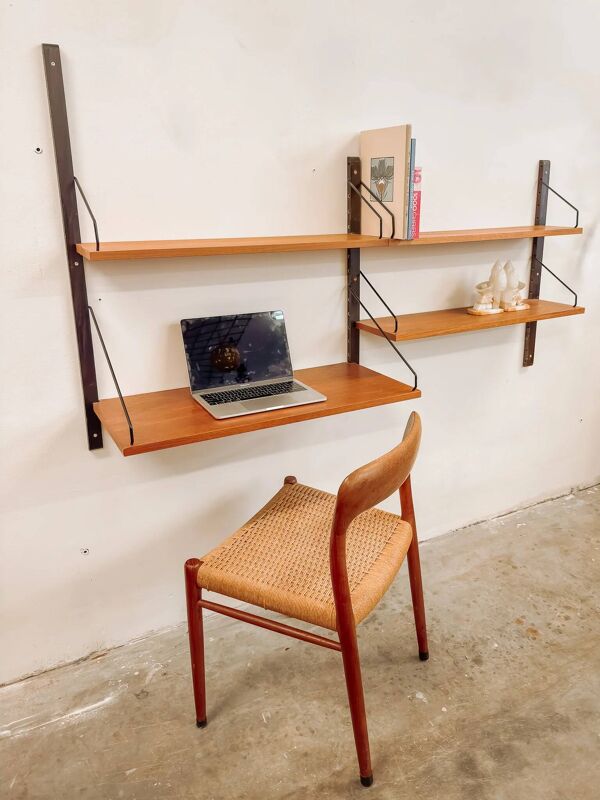 Meuble mural modulaire Royal System avec bureau de Poul Cadovius