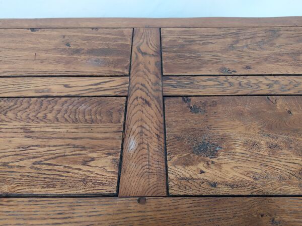 Table basse style monastère