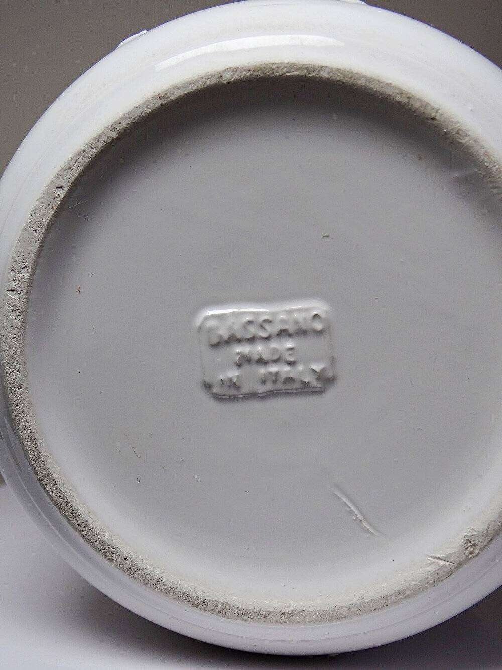 Decorative cache-pot in white faience, vintage shabby chic from Bassano, Italy.