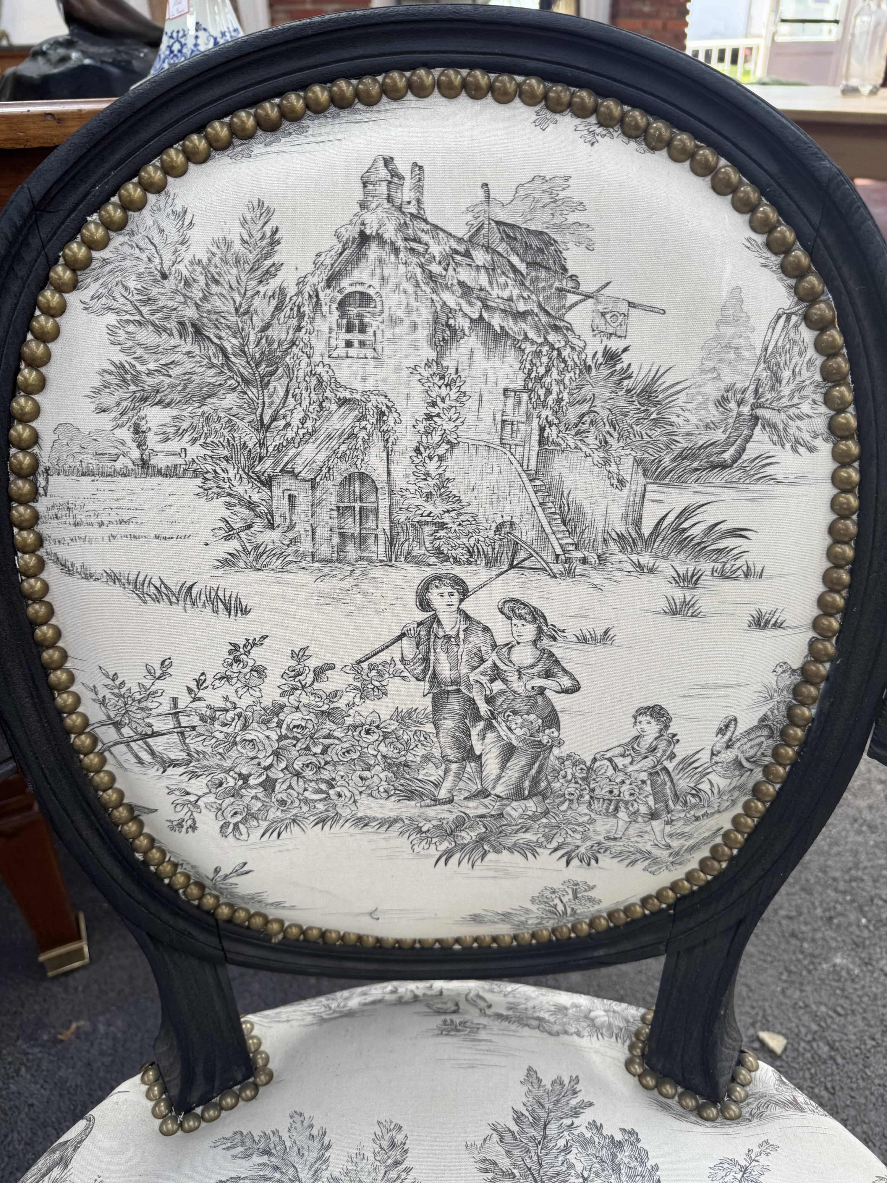 Toile de Jouy convertible armchair