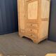 Armoire asymétrique